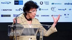 El Gobierno, los sindicatos y la patronal se unen para transformar la FP en un modelo de "éxito e innovación"