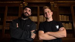 Tata y Arkano: reunión de legendarios en la Biblioteca Nacional