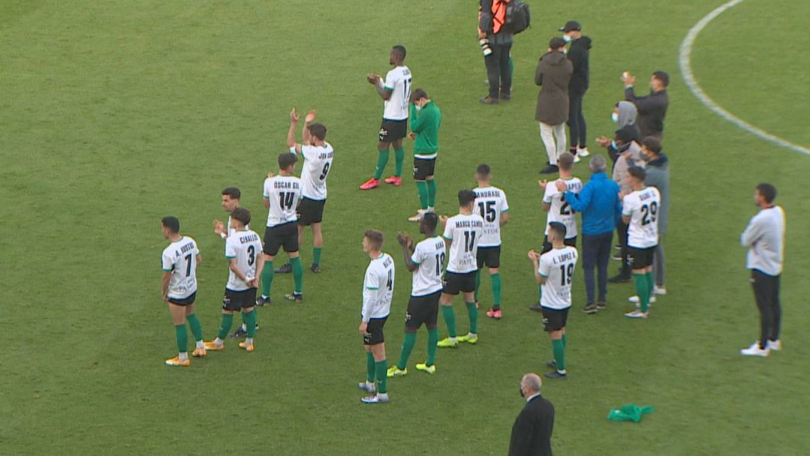 Las celebraciones finales de los jugadores, fuera de lugar según los contertulios