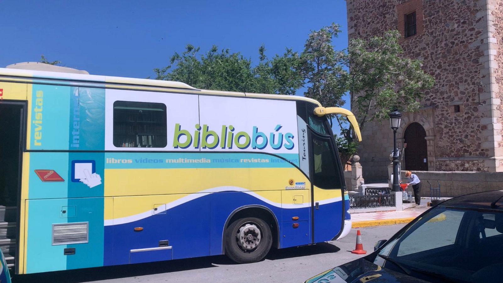 El bibliobús en Almonacid de Toledo