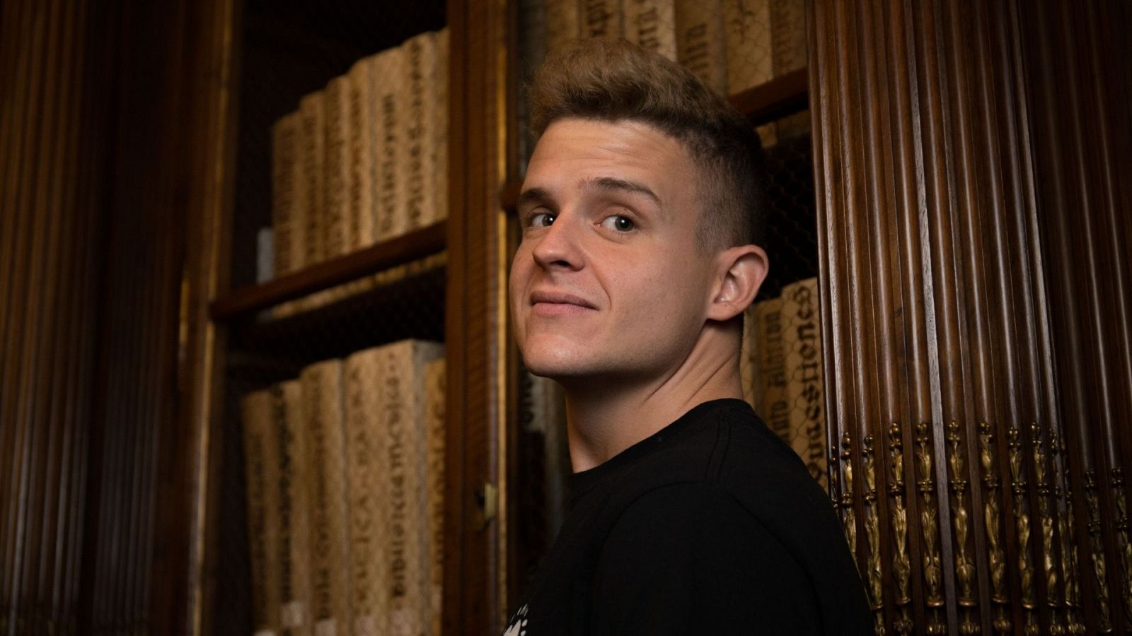 Arkano en el episodio de Réplica Internacional 2