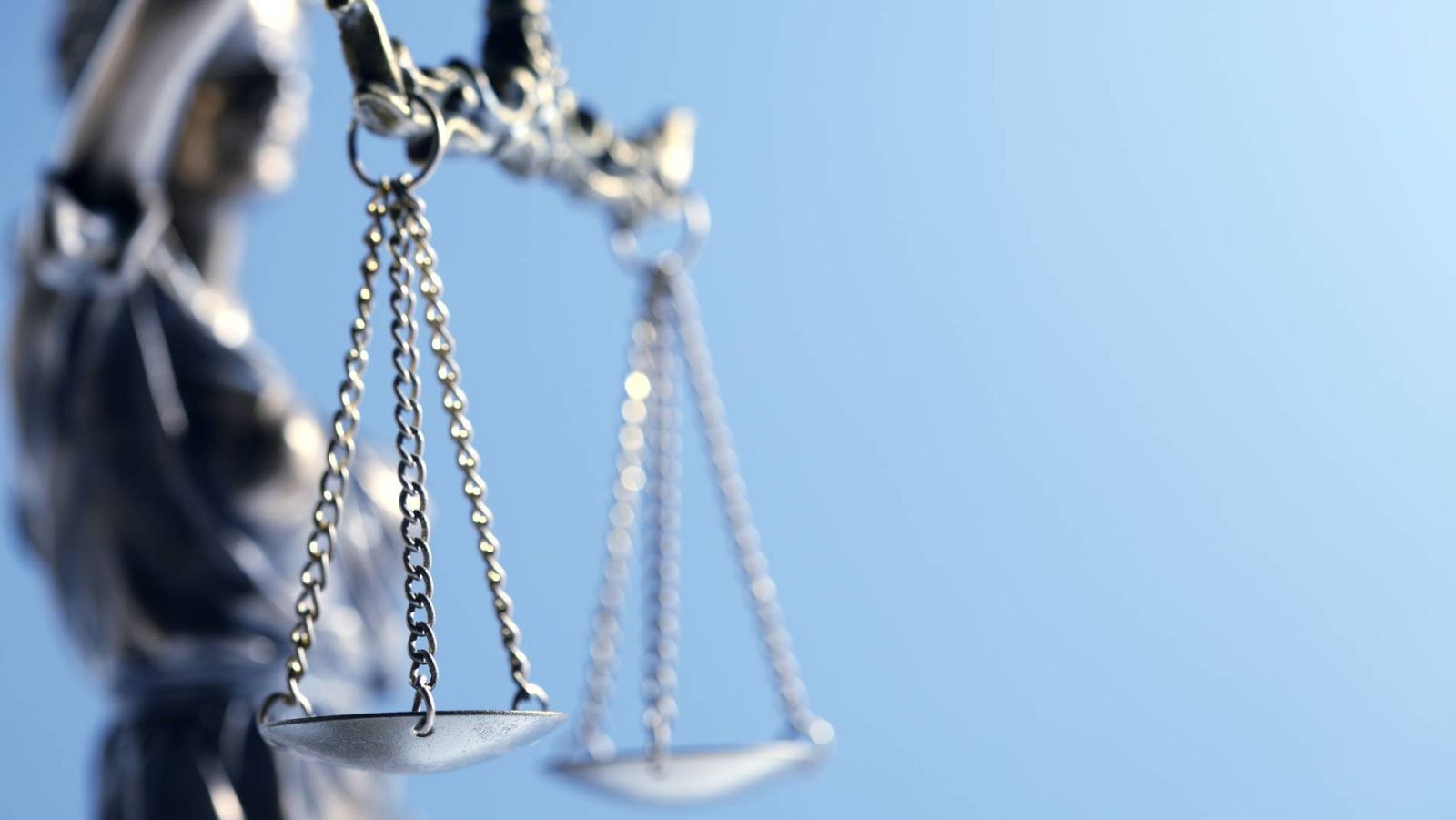 El 13 % de los indultos de la última década se otorgaron con el tribunal en contra