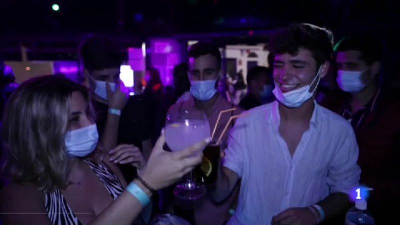 El Consell Interterritorial delega en les autonomies la decisió sobre l'obertura de l'oci nocturn en zones de risc mitjà