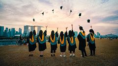 Los influencers también van a la Universidad: estas son las carreras que estudian
