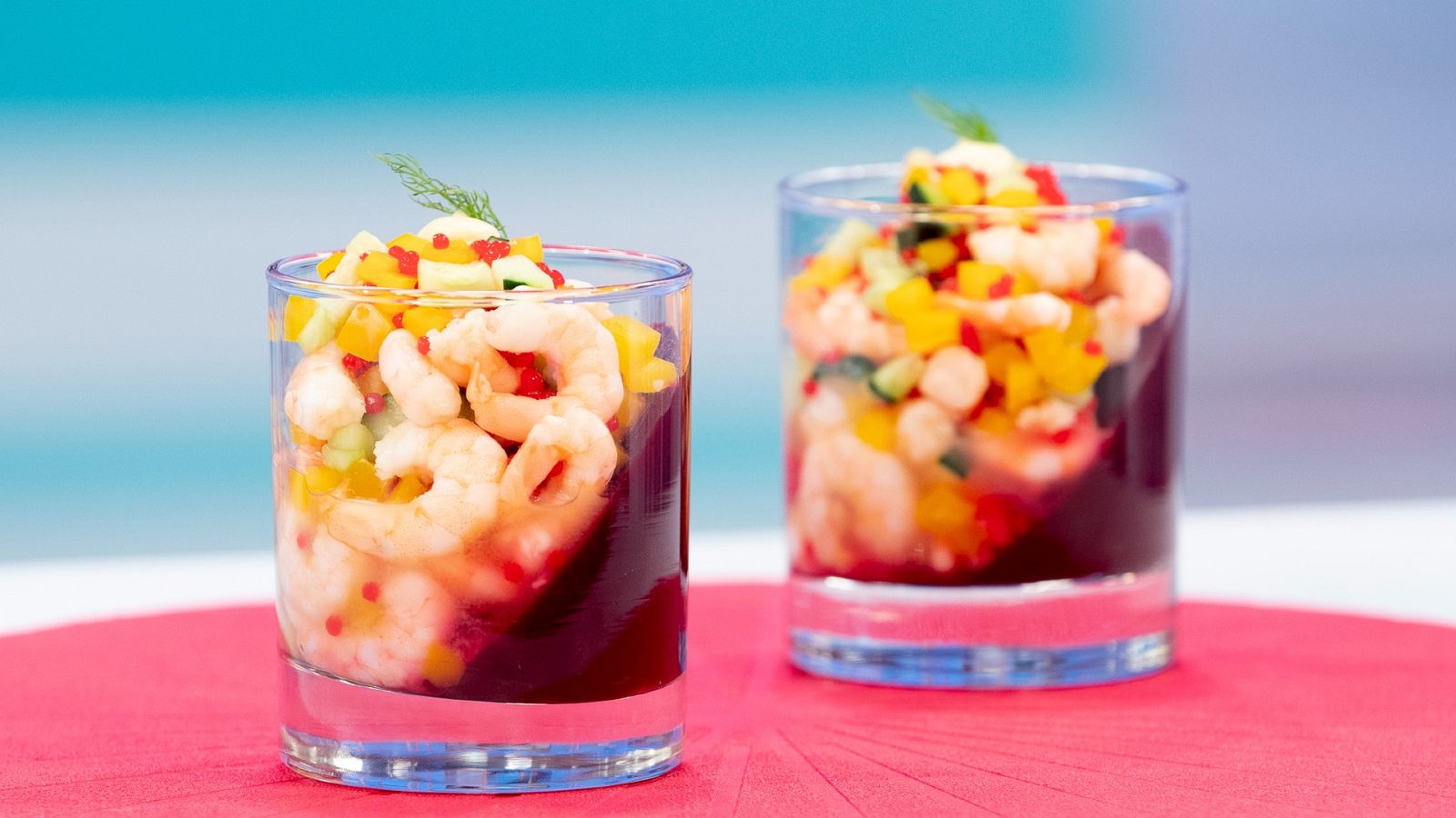 Receta de salpicón de marisco y remolacha