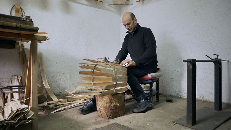La cestera del castao, una tradicin ancestral en Montemayor del Ro