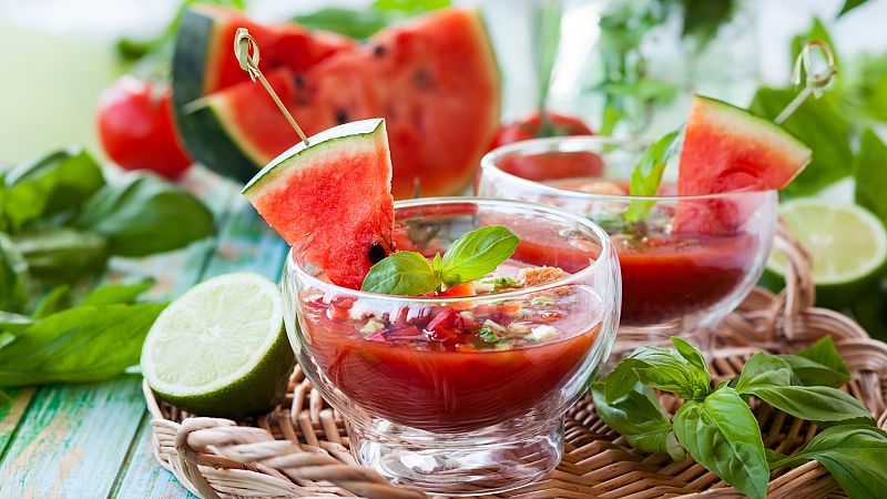 4 recetas de sopas frías para este verano