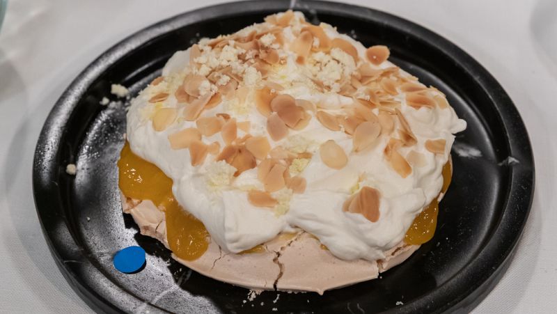 Receta de tarta pavlova de mango de Mar�a