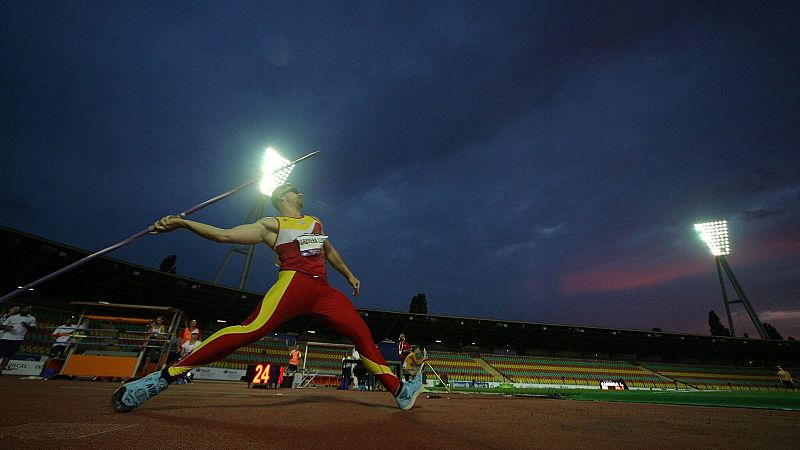 Héctor Cabrera: "Si este año no me hubiese lesionado, estaríamos luchando por superar los 70 metros con facilidad"