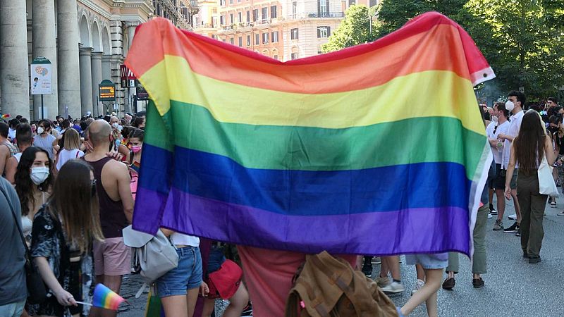 'Memoria homosexual', el primer Orgullo LGTBI en la Espa�a m�s oscura