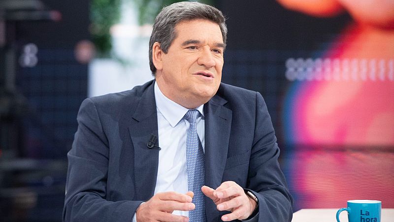 Escrivá avanza que los 'baby boomers' tendrán que elegir entre "un ajuste pequeño" en su pensión o "trabajar algo más"