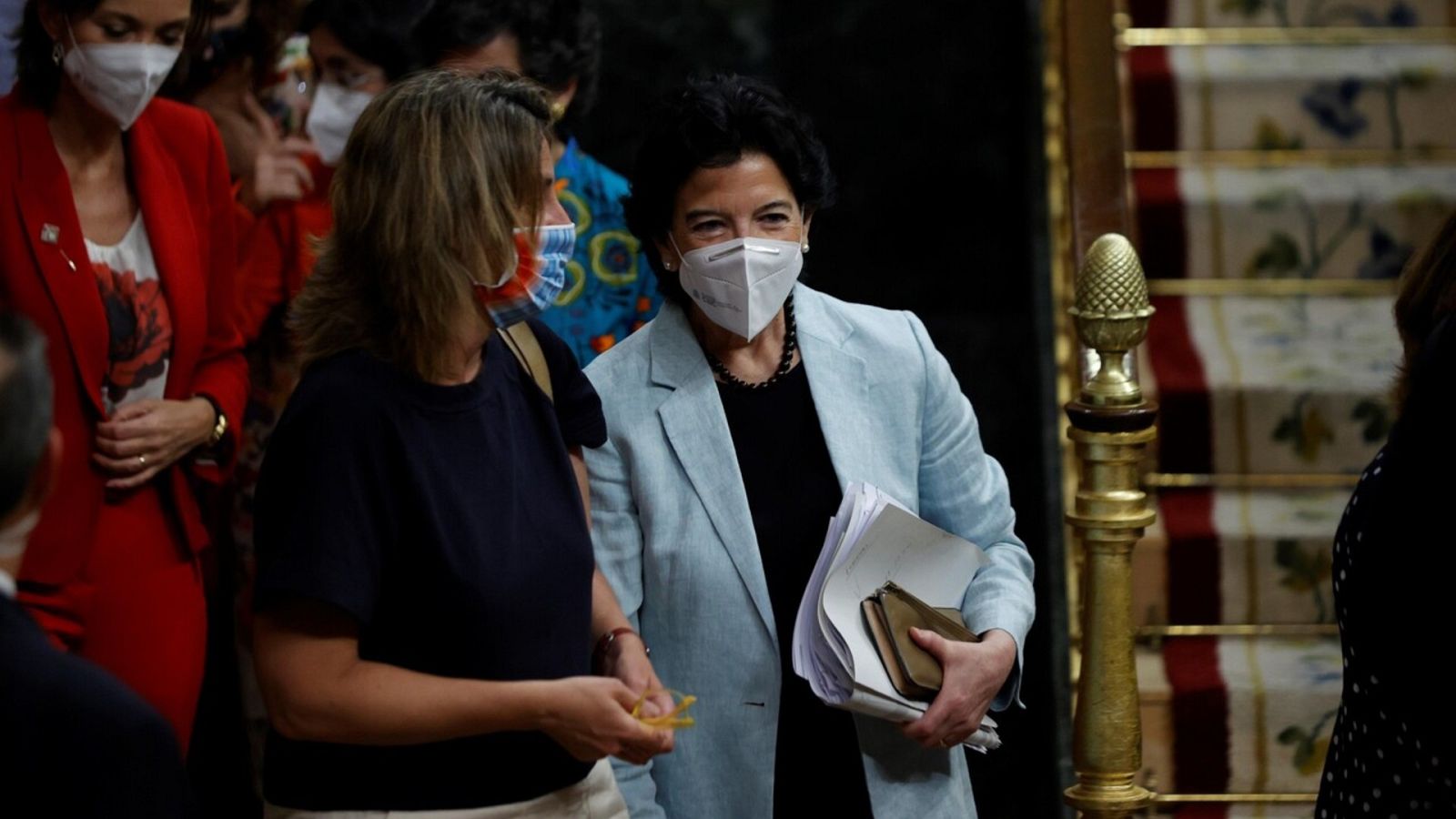 Celaá afirma que los anuncios de 12-17 volverán a las aulas vacunados