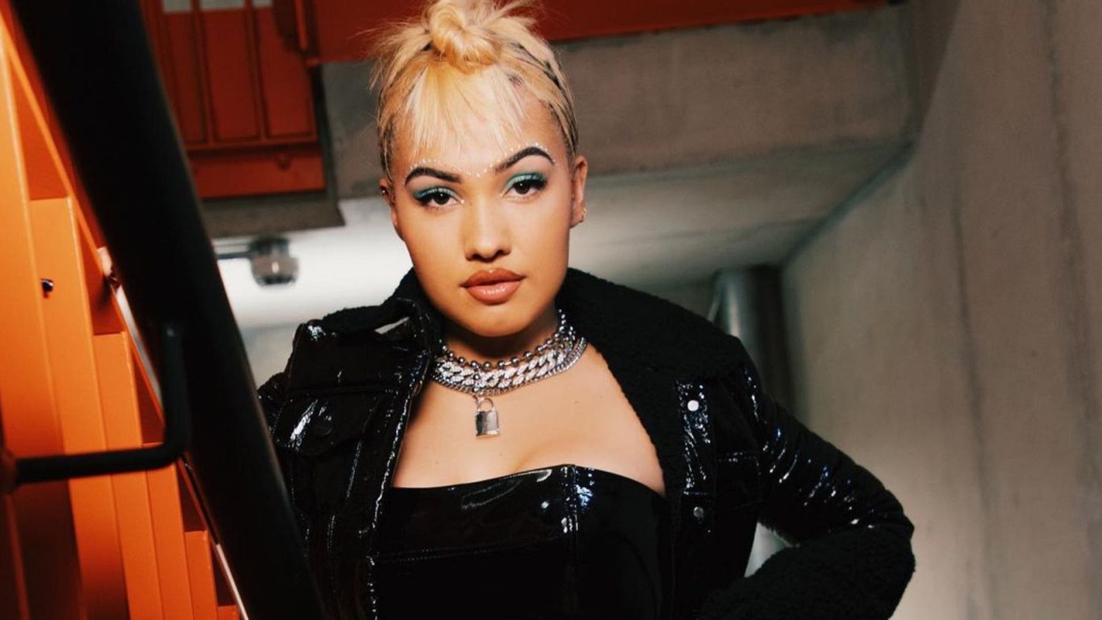 Entrevista a Mabel en Playz