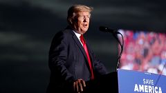 Trump anuncia una demanda colectiva contra Google, Facebook y Twitter por vetar sus cuentas