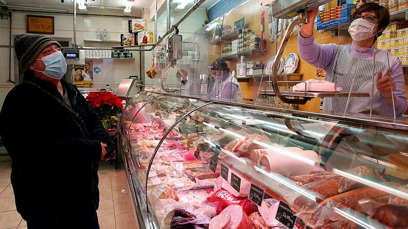 ¿Comemos demasiada carne en España? Los expertos dicen que sí: "Hay que ir hacia una dieta más vegetal"