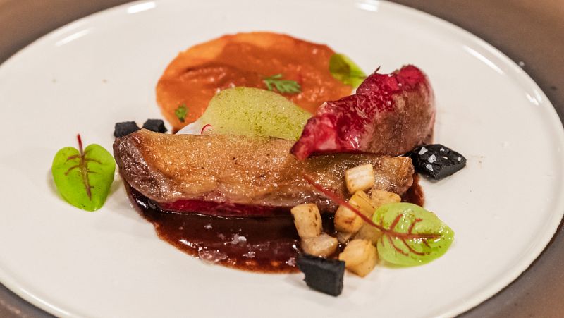 Receta de Mar y monta�a de pich�n y carabinero "Bosque" de Arnau