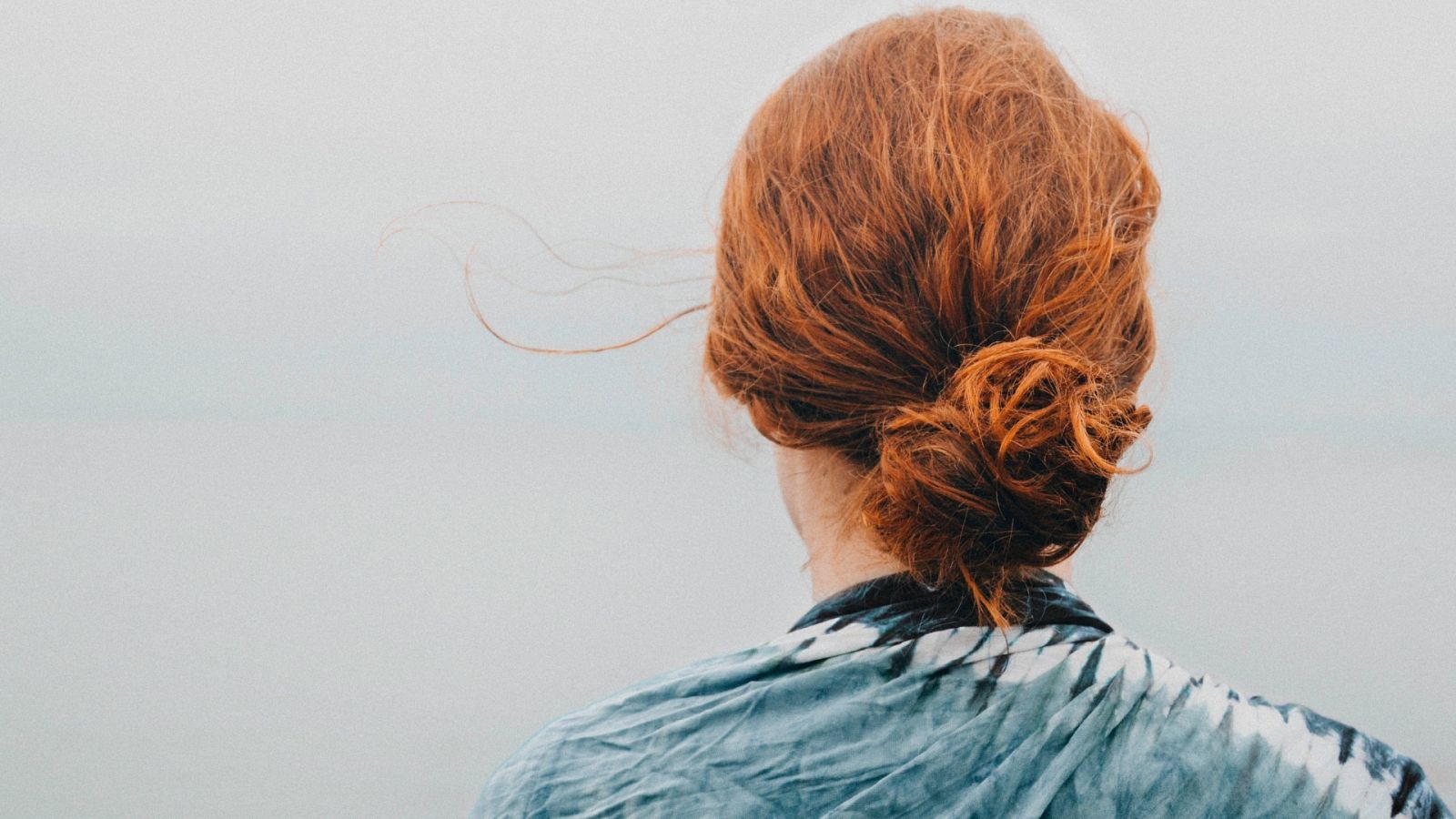 trucos-pelo-encrespado-tyler-mcrobert-rn0rzgxpedm-unsplash-1