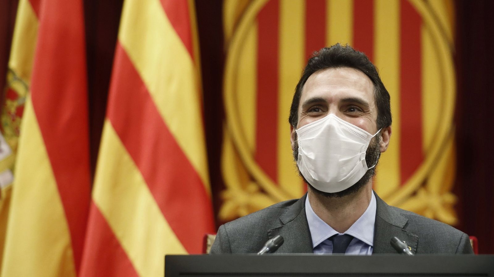 El presidente del Parlament, Roger Torrent, en una imagen de archivo en el pleno de la cámara