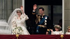 La boda de Lady Di y Carlos de Inglaterra cumple 40 años: 3500 invitados, 27 pasteles nupciales y una cola histórica de 8 metros