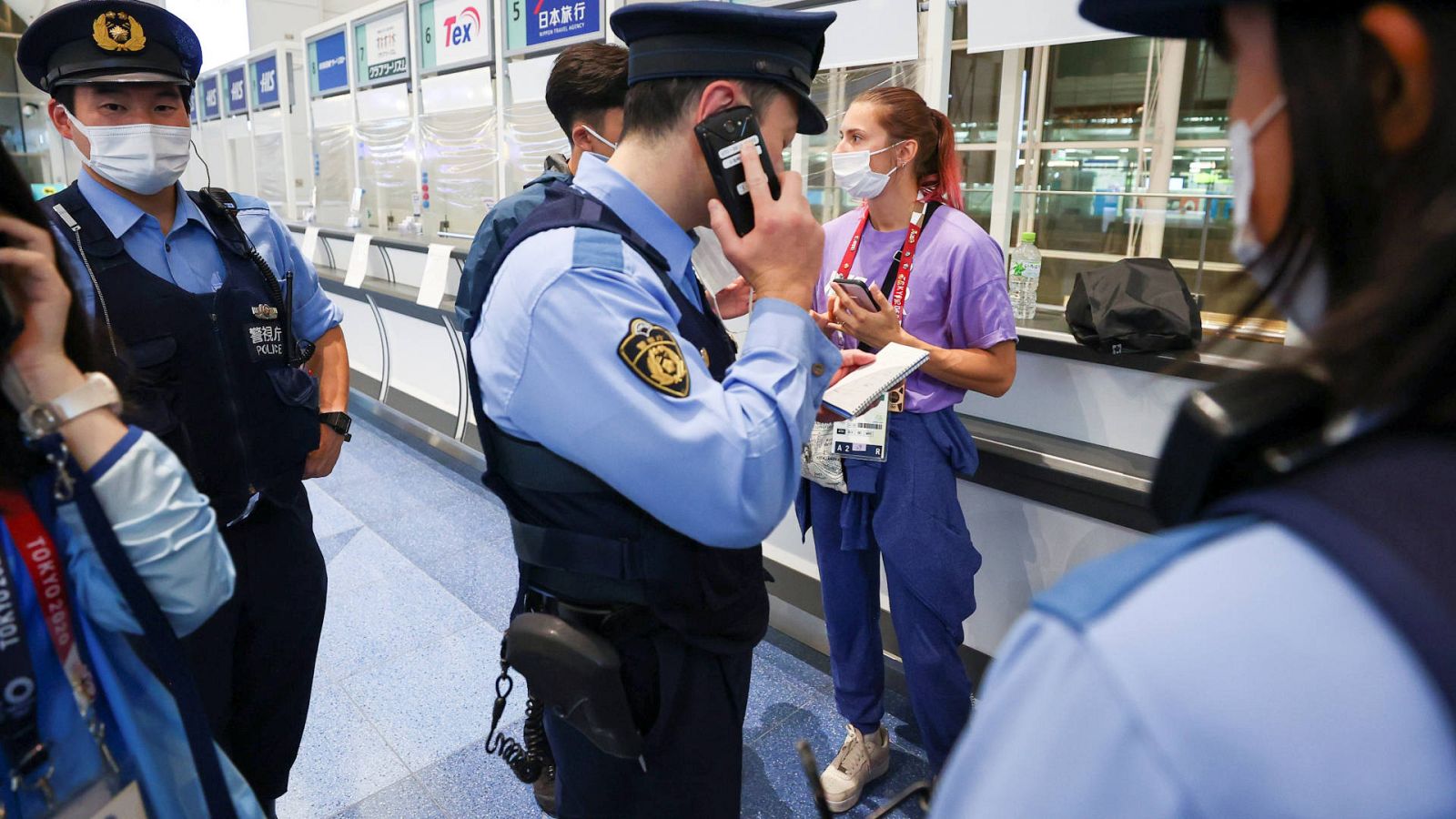 Krystsina Tsimanouskaya, en el aerpuerto de Haneda (Tokio)