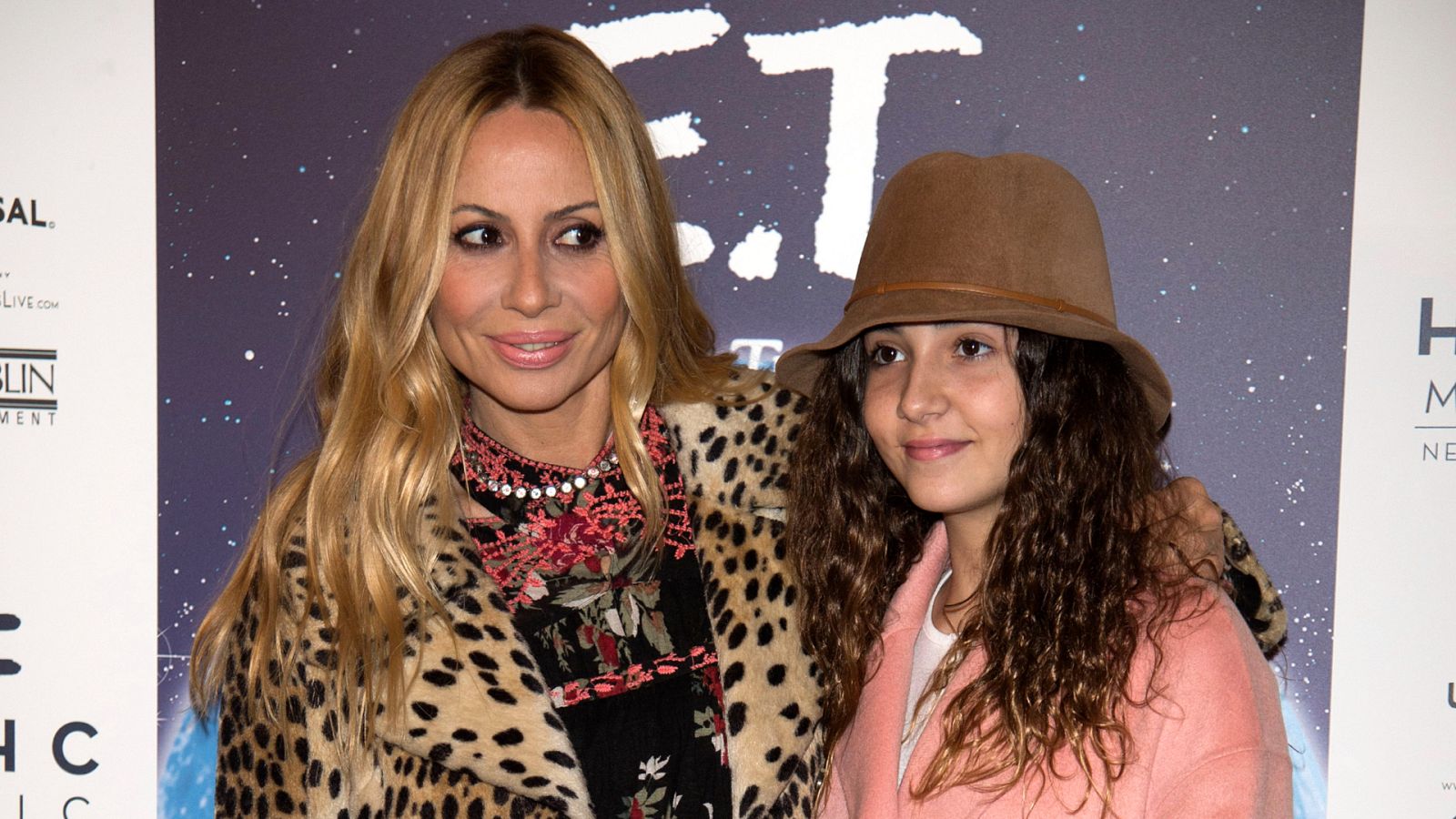 Marta Sánchez y su hija Paula Cabanas