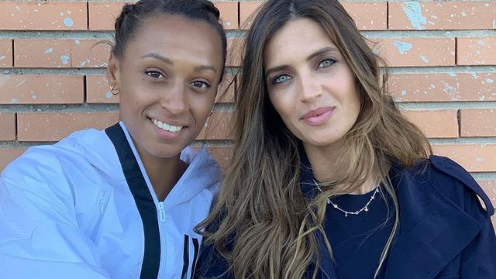 Sara Carbonero felicita a Ana Peleteiro por su triunfo en los Juegos Olímpicos de Tokyo 2020