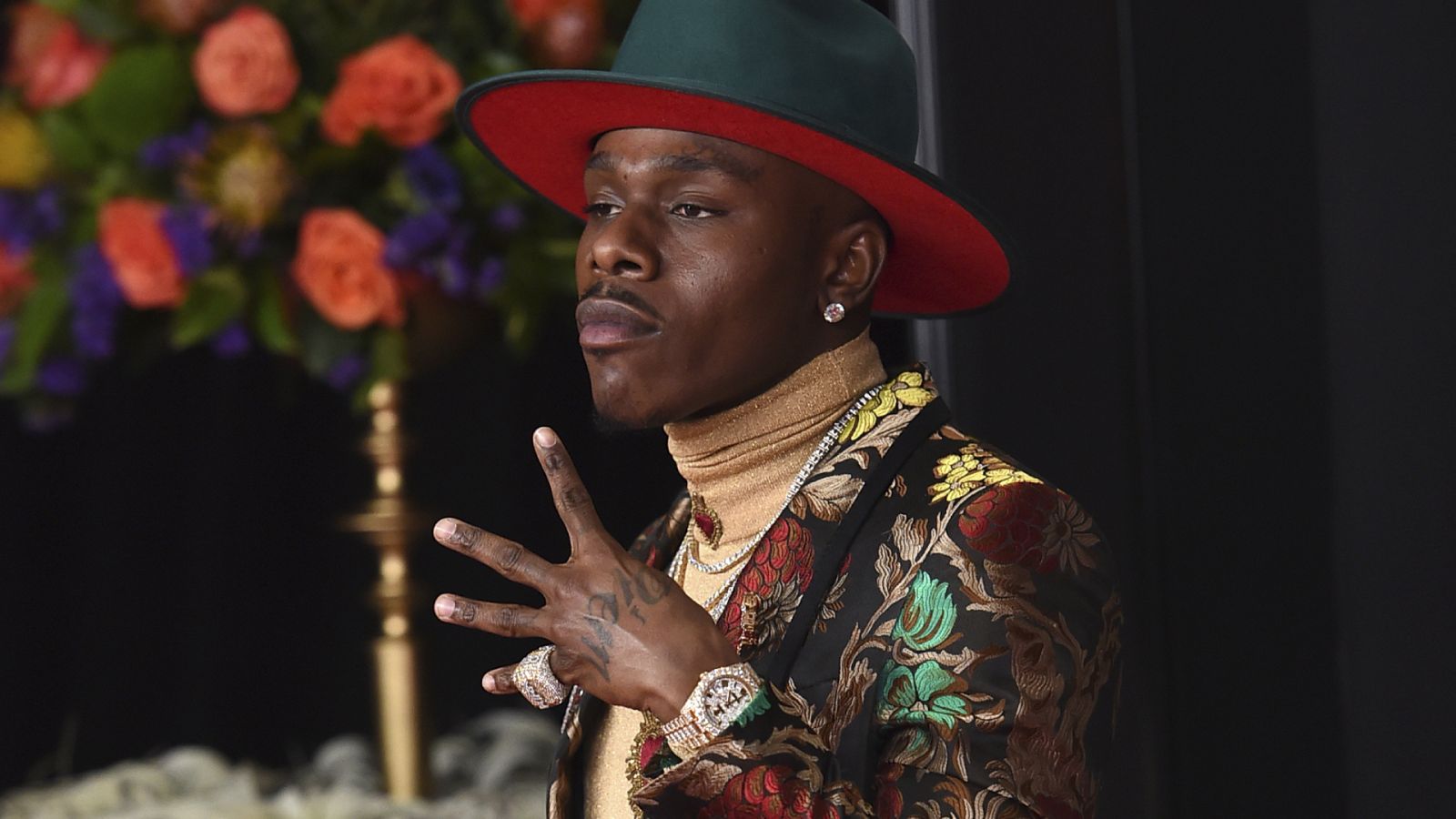 DaBaby reaparece para disculparse por los comentarios homófobos sobre el VIH