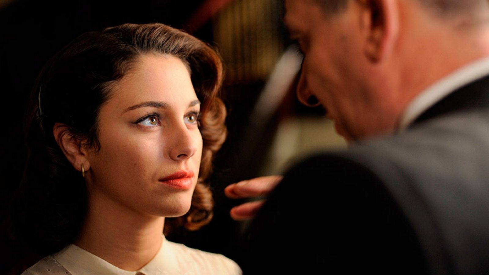 'Miel de naranjas' (2012), de Imanol Uribe en Versión Española