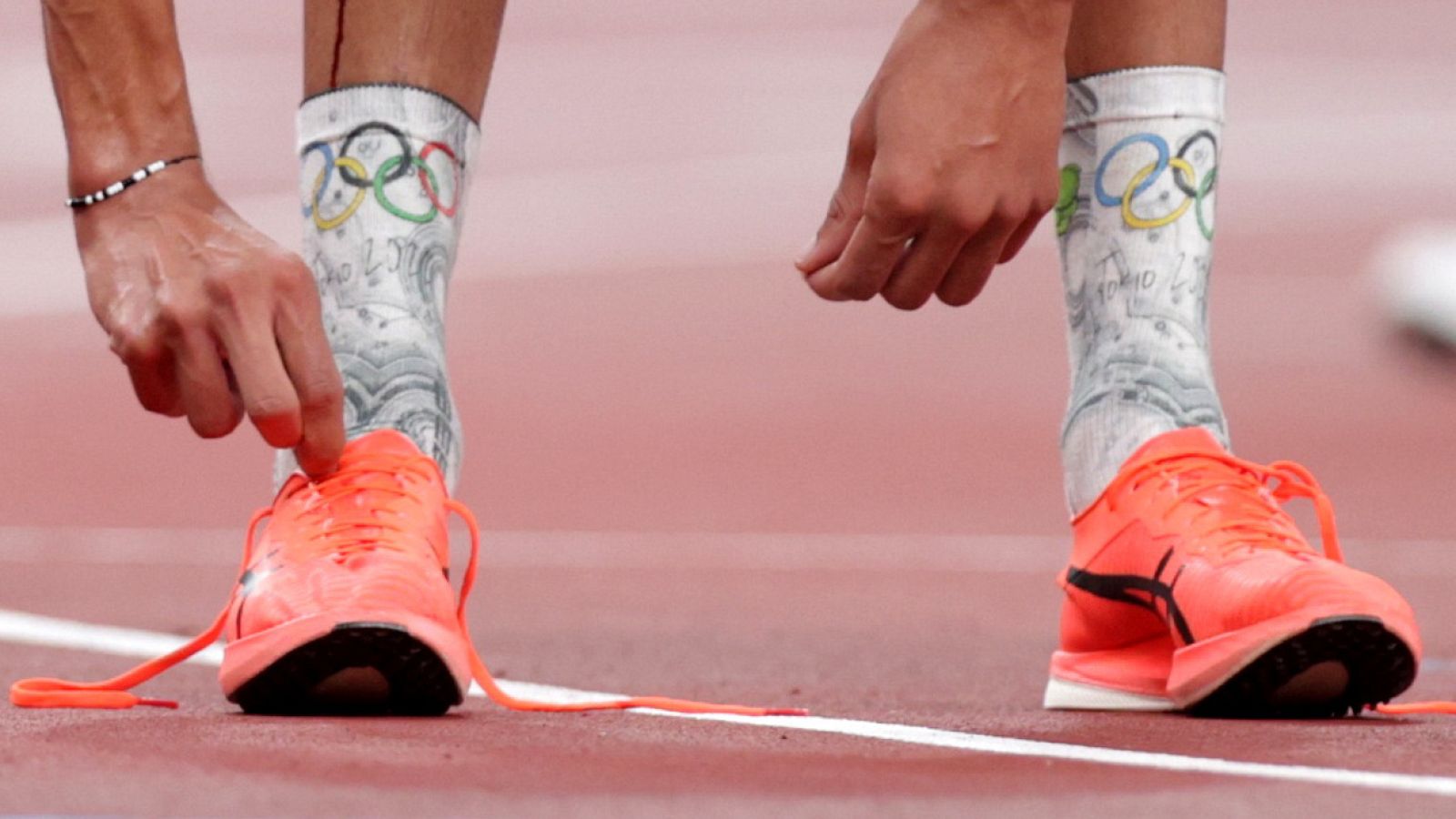 Athletics - Men's 5000m - Round 1