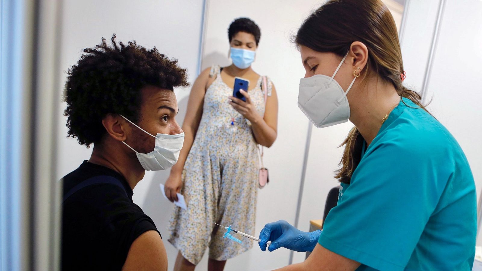 Los anticuerpos contra el coronavirus se mantienen siete meses tras la infección