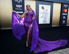 Jennifer Hudson deslumbra con este look 'diva' en el estreno de 'Respect', la cinta que resucita a Aretha Franklin