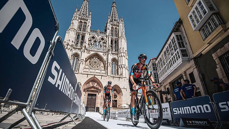 Ciclismo, la Vuelta, Burgos y su catedral: Nada puede salir mal de esa mezcla