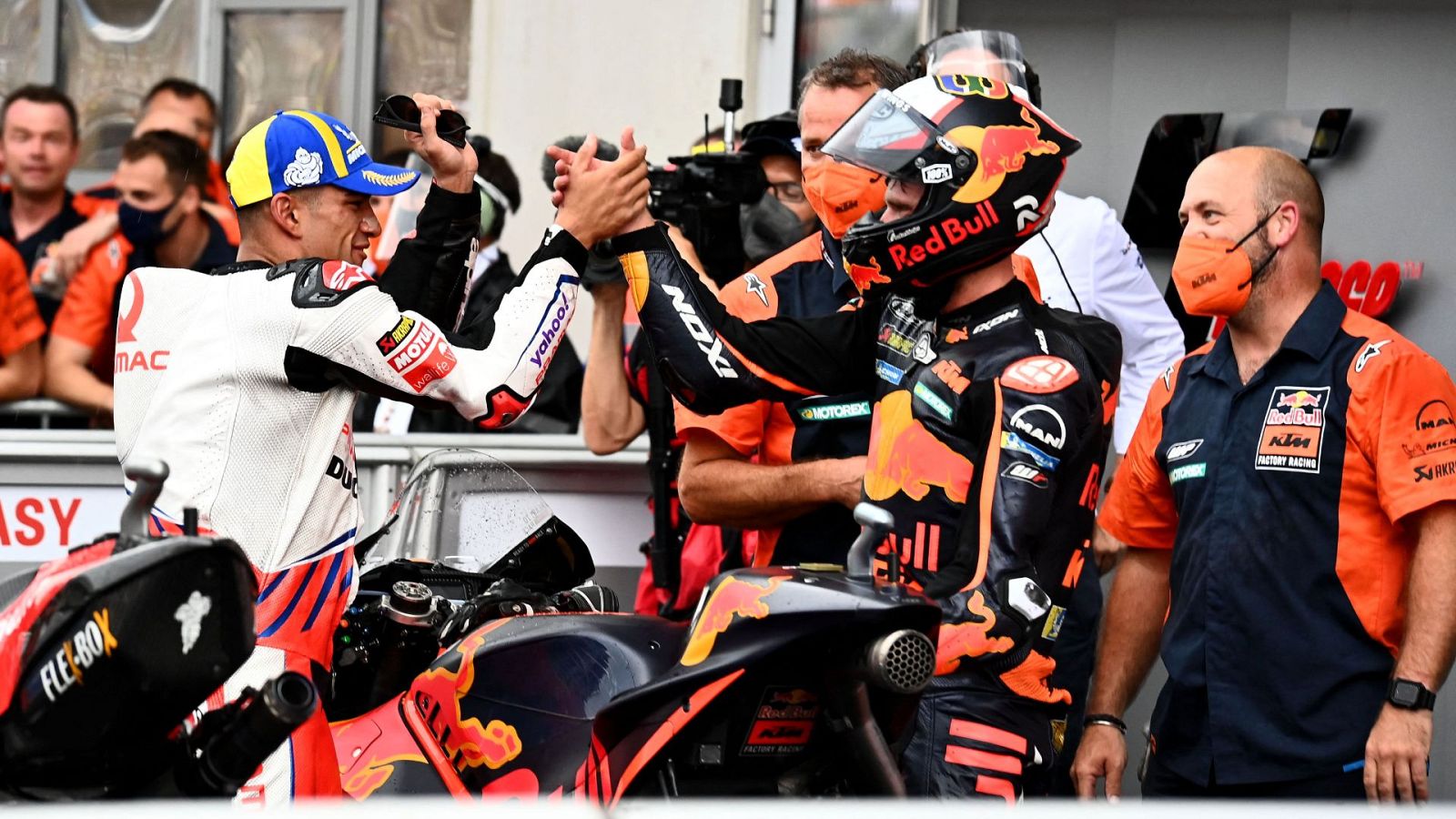 Brad Binder gana bajo la lluvia el Gran Premio de Austria de MotoGP