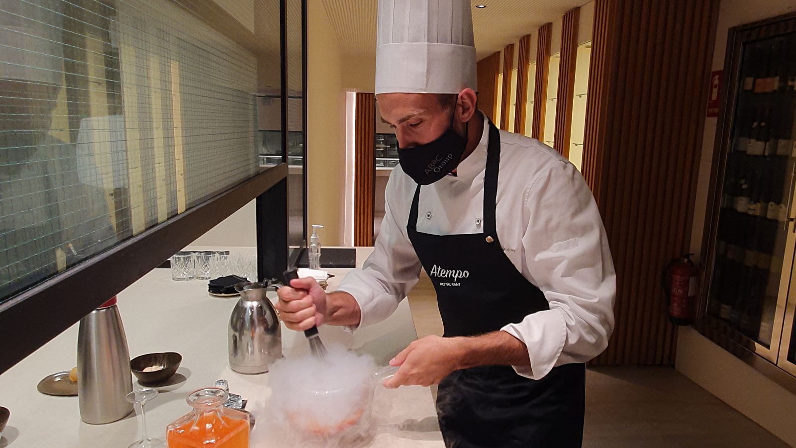 Arnau cumple otro sueño: formarse en Atempo, uno de los restaurantes de Jordi Cruz