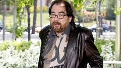 El presentador Ángel Casas: vivió un infierno con el cáncer y la amputación de las piernas