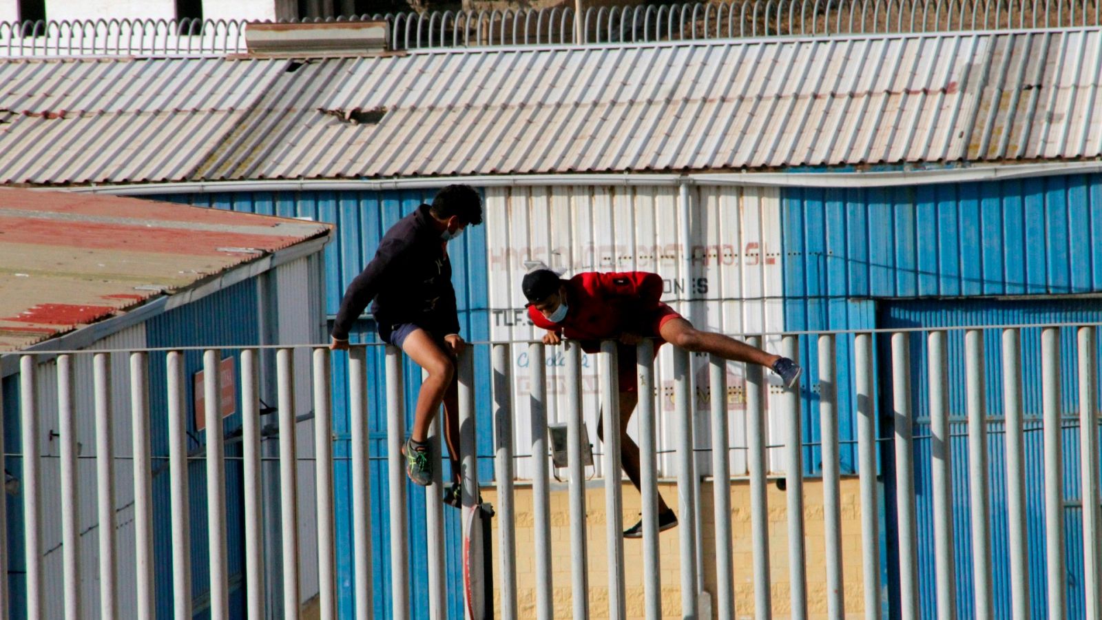 Menores no acompañados en Ceuta