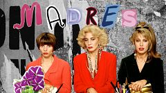 'Madres paralelas': el imaginario femenino de Pedro Almodóvar visto a través de sus 'malas' madres