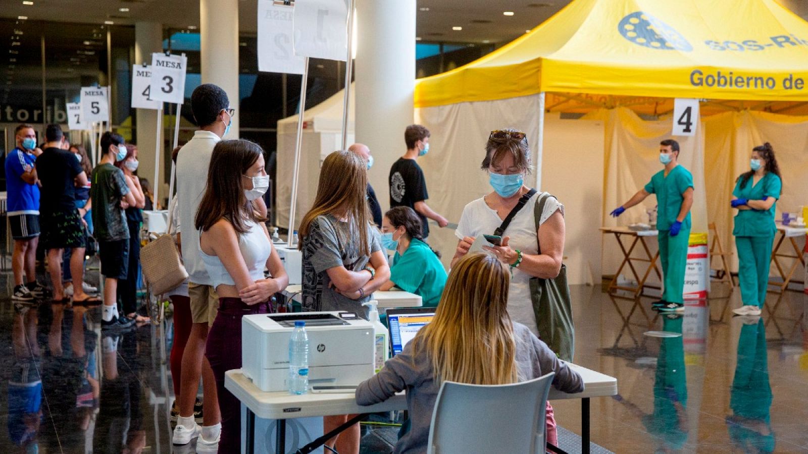 Imagen del centro de vacunación masivo Riojaforum en Logroño