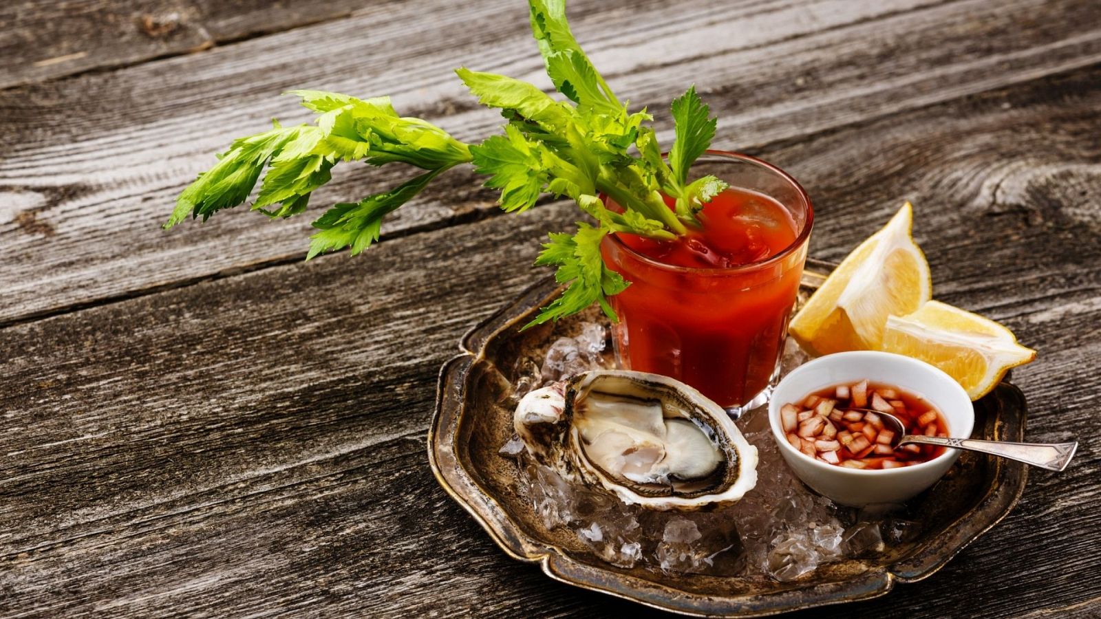 Receta de ostras con espuma de blody Mary