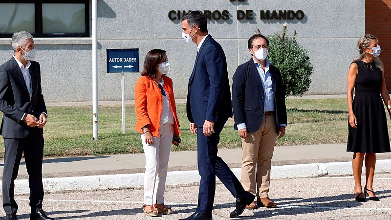 Robles asegura que España intentó traer a colaboradores afganos "hasta cinco minutos antes del atentado"