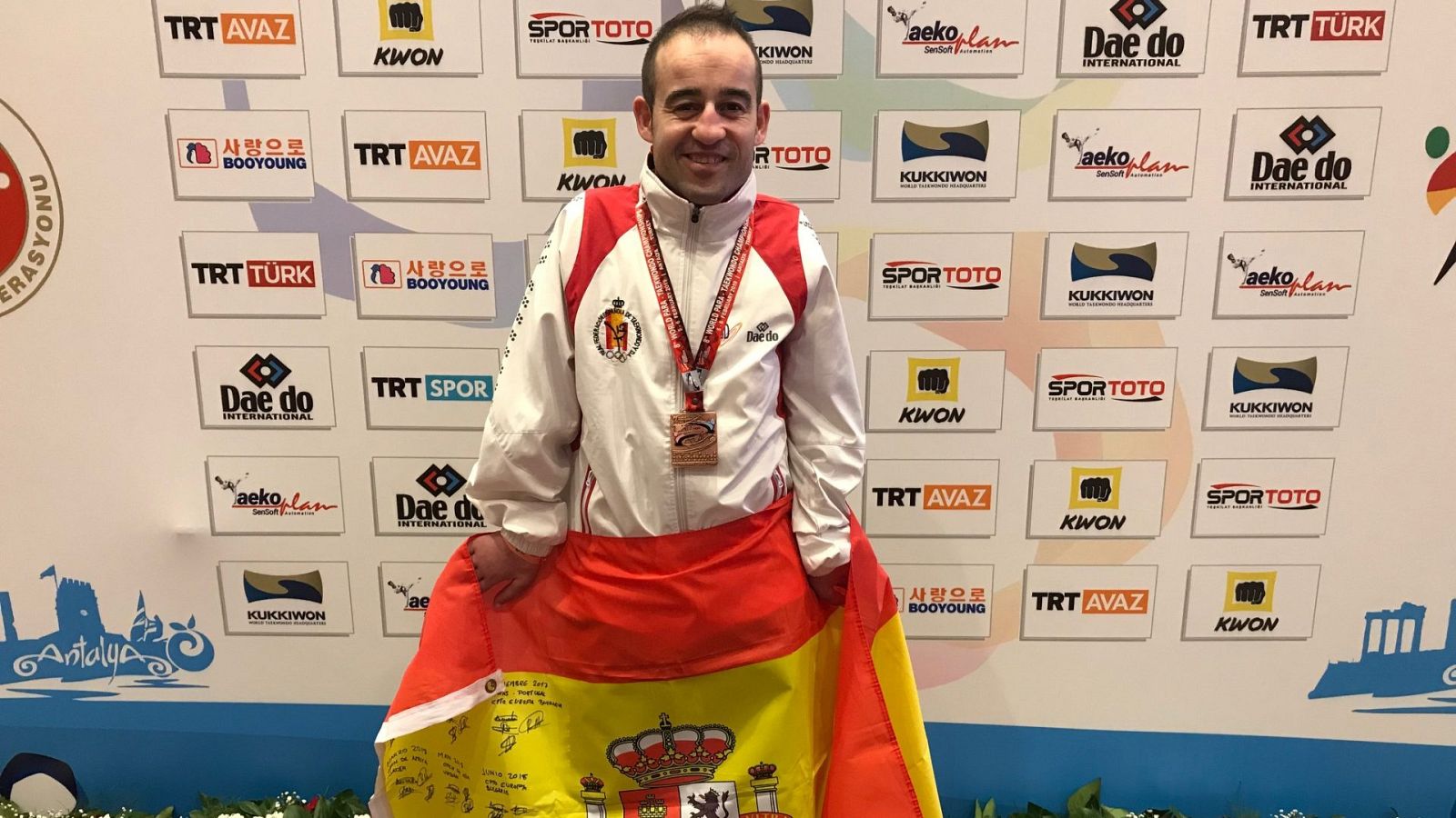 Álex Vidal se prepara para debutar en taekwondo en los Juegos Paralímpicos