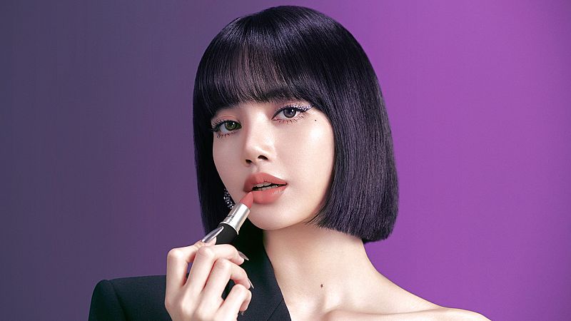 El álbum de Lisa (BLACKPINK) se convierte en el más reservado de una solista de K Pop