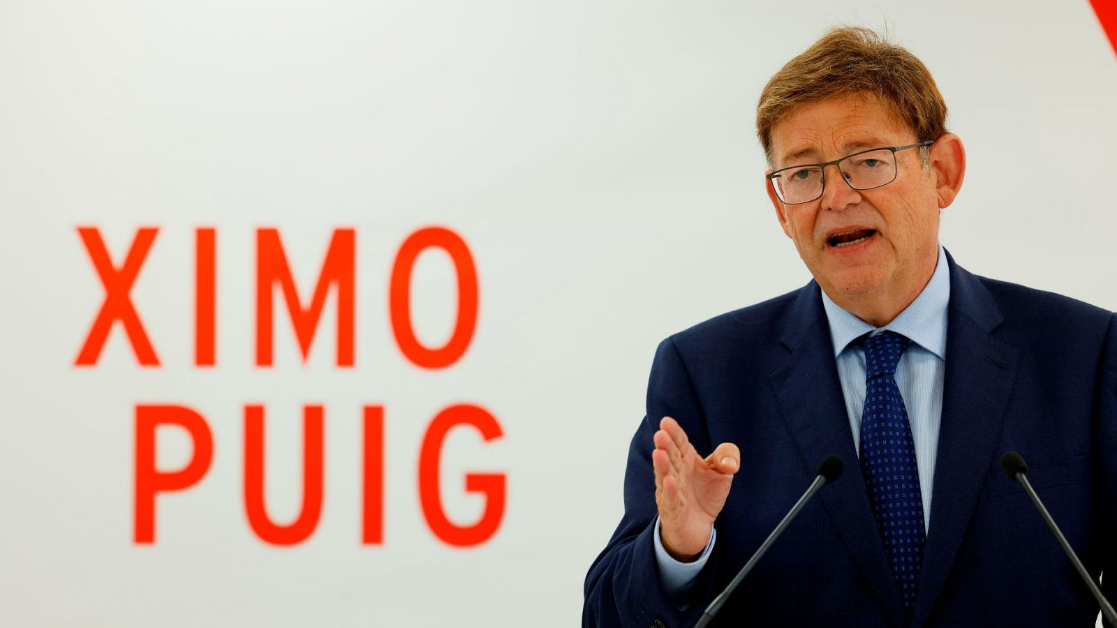 El secretario general del PSPV-PSOE, Ximo Puig, ha presentado este miércoles su precandidatura para revalidar el cargo