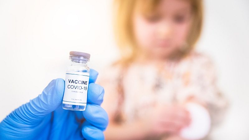 Reino Unido no recomienda la vacunación para menores sanos entre 12 y 15 años