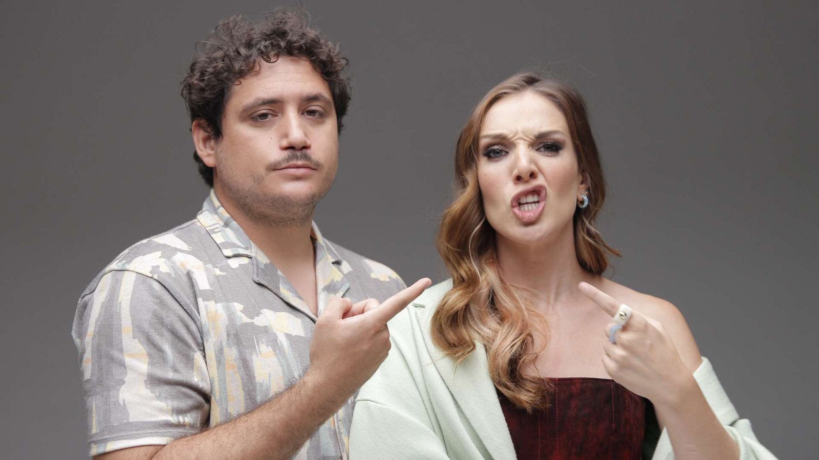 Inés Hernand y Darío Eme Hache en Gen Playz familia