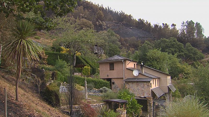 No incendio da Pobra do Brollnsalvouse o lugar das Laceiras, construdo con criterios conservacionistas