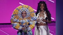 Lil Nas X y Billie Eilish triunfan en los MTV VMA 2021 y Rosalía no recoge su premio