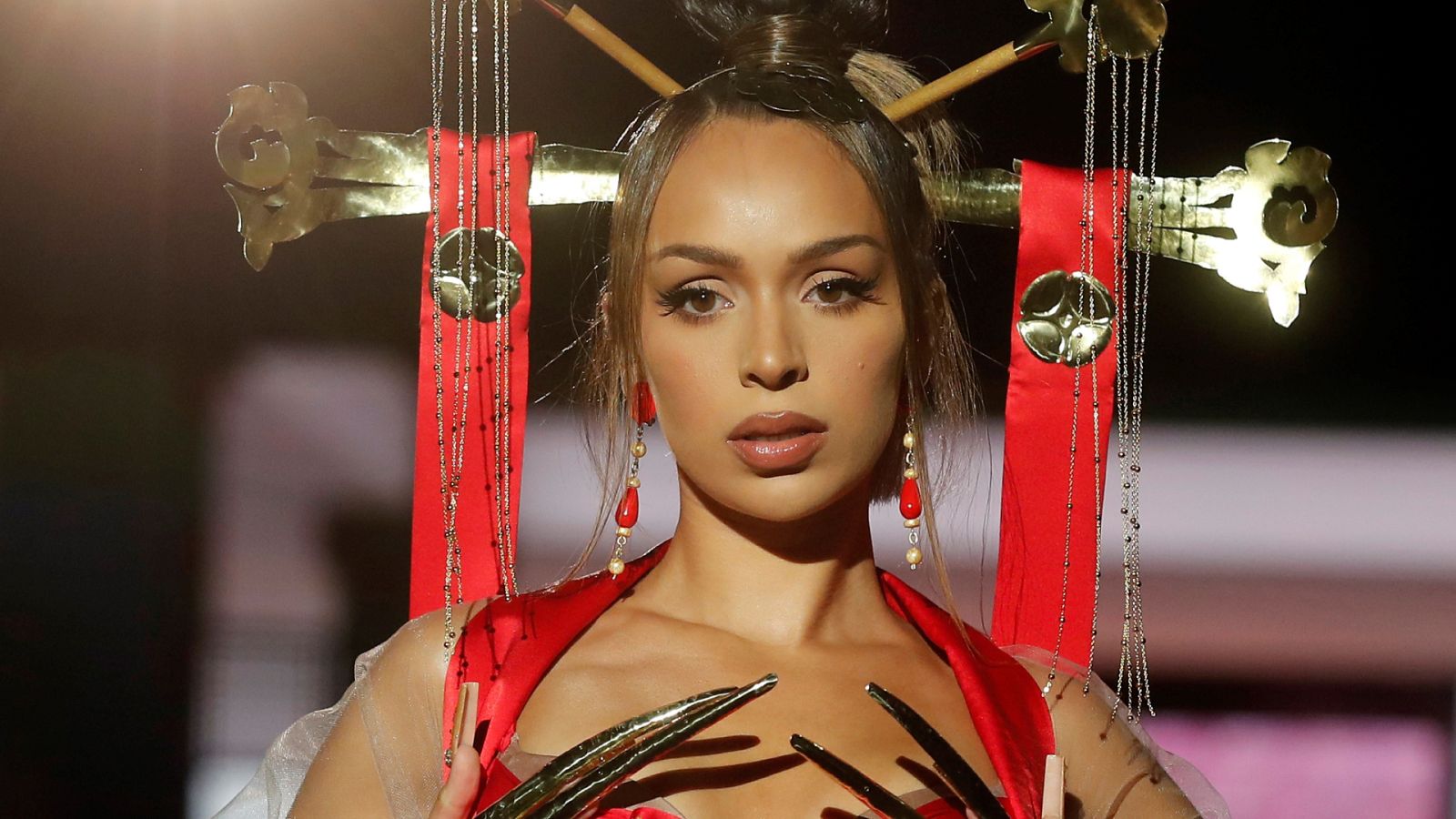 Bad Gyal debuta en la pasarela Cibeles