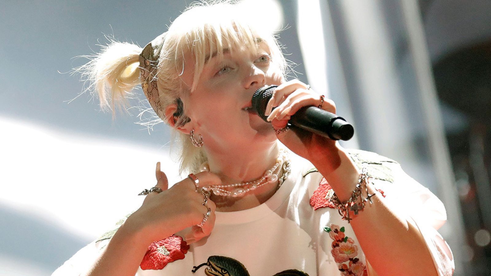 Billie Eilish recibe críticas por su cambio de 'look'