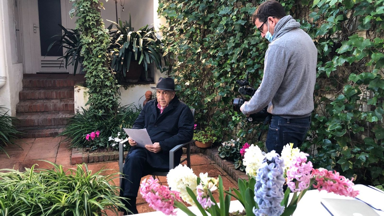 'Imprescindibles' ret homenatge a Joan Margarit